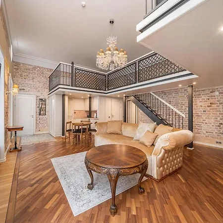 Апартаменти One Of A Kind Family Loft, Guest Favorite 2025! *