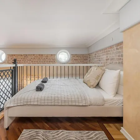 One Of A Kind Family Loft By Innorental